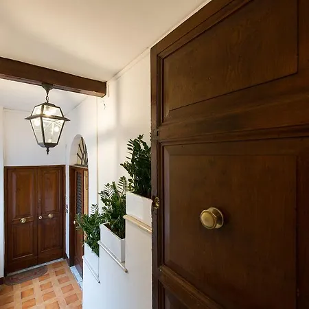 Domus Spagna Capo Le Case 3* Řím