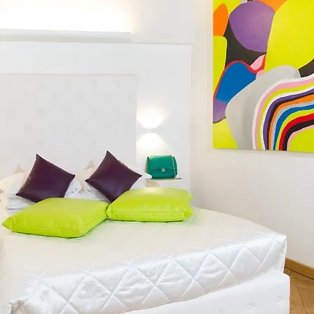 Domus Spagna Capo Le Case Bed & Breakfast Řím