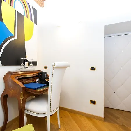 فندق مبيت وإفطار Domus Spagna Capo Le Case روما