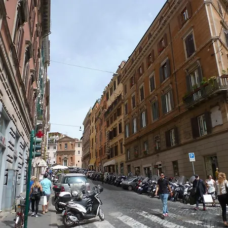 فندق مبيت وإفطار Domus Spagna Capo Le Case روما