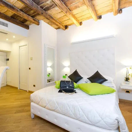 فندق مبيت وإفطار Domus Spagna Capo Le Case روما